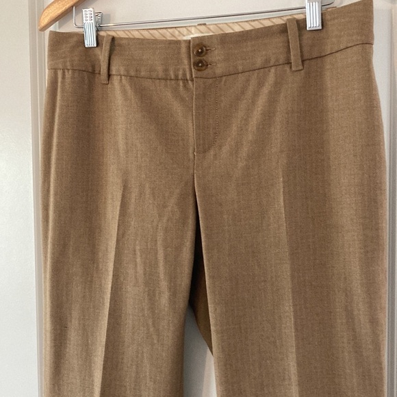 Banana Republic 8 LONG Martin Fit tan pants - Picture 3 of 16